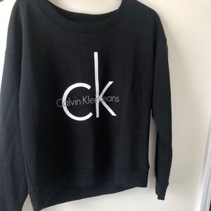 Calvin Klein sweatshirt - L